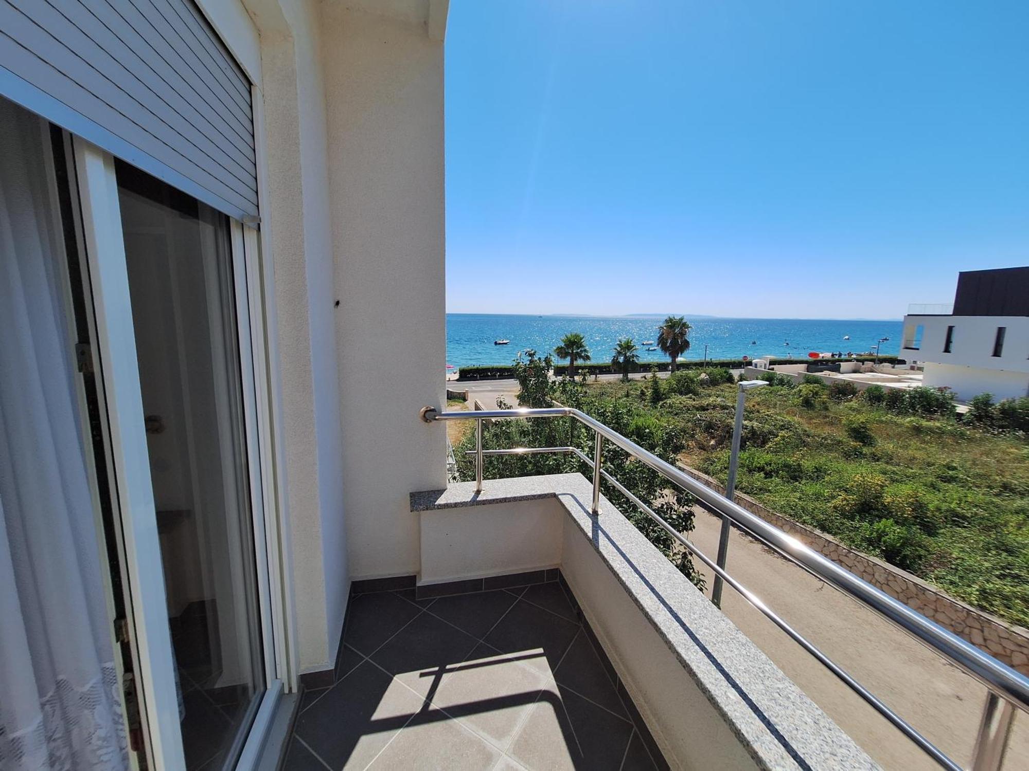 Apartments By The Sea Novalja, Pag - 9326 ภายนอก รูปภาพ