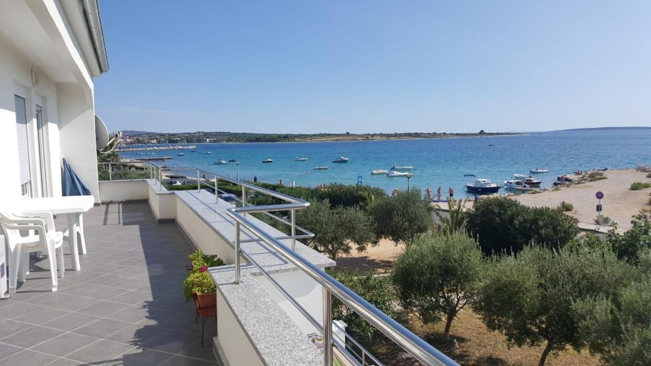 Apartments By The Sea Novalja, Pag - 9326 ภายนอก รูปภาพ