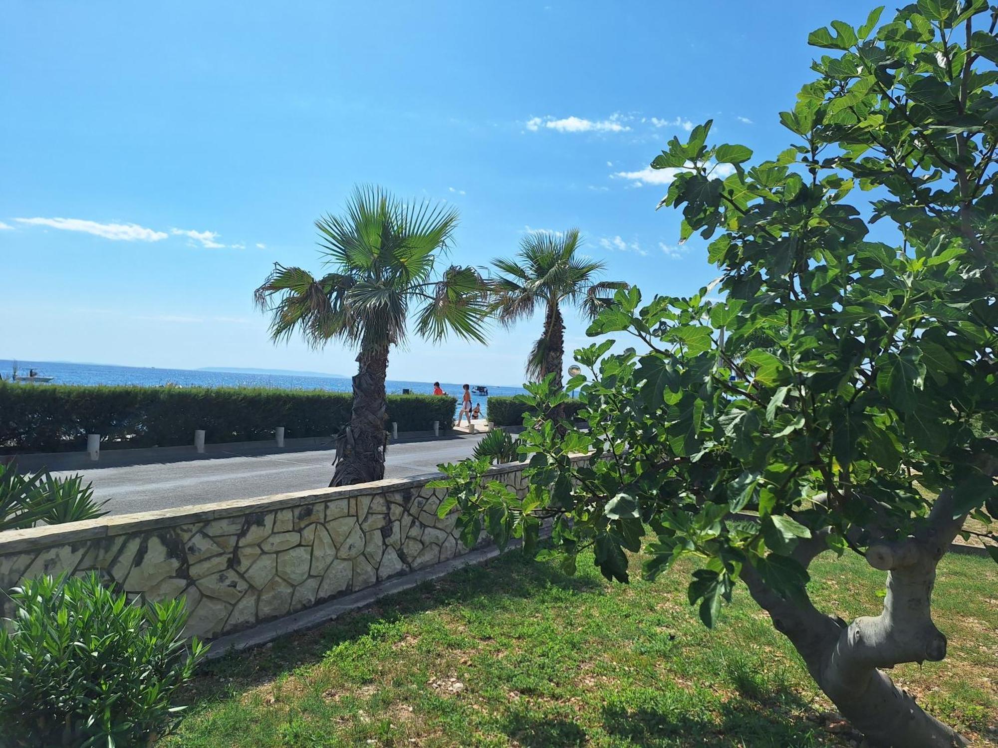 Apartments By The Sea Novalja, Pag - 9326 ภายนอก รูปภาพ